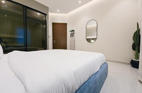 Sari Street Apartment | HOMETEL RAWDA b
