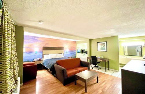 Berea Hotel | Hometown INN