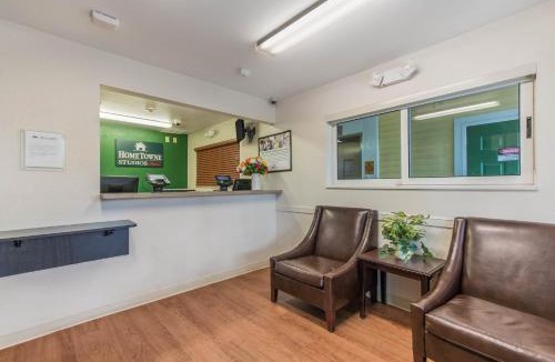 Survey Creek Hotel | HomeTowne Studios by Red Roof Fort Lauderdale