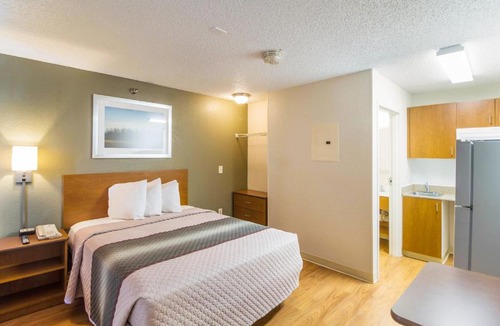George Bush Park/Eldridge Hotel | HomeTowne Studios by Red Roof Houston - West Oaks - Energy Corridor