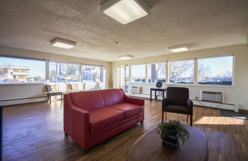 Eiber Hotel | HomeTowne Studios by Red Roof Denver - Lakewood West