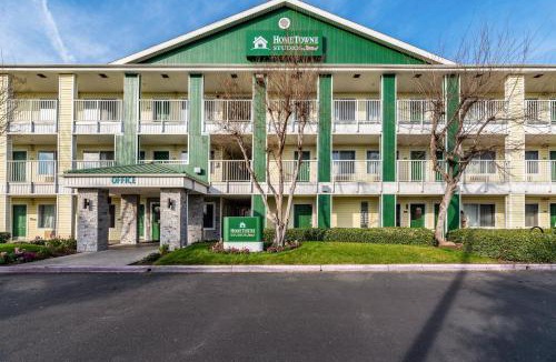 Fresno Hotel | HomeTowne Studios by Red Roof Fresno - West