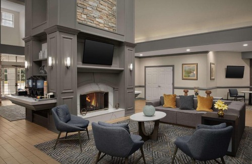 Baileys Crossroads Hotel | Homewood Suites by Hilton Alexandria