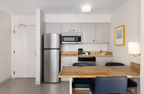 Lake Mary Hotel | Homewood Suites by Hilton Lake Mary Orlando North