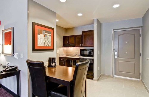 Leesburg Hotel | Homewood Suites by Hilton Leesburg