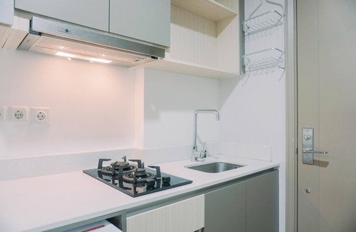 Pantai Indah Kapuk Apartment | Homey And Warm Studio At 28Th Floor Gold Coast Apartment