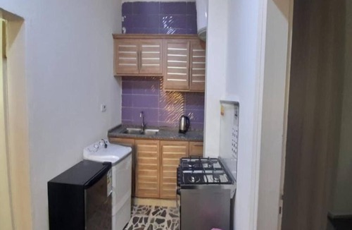 Jerash Apartment | Homey Apt in Jerash w/City-View. Explore Jerash Ruins from this Spacious Apt