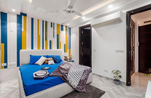 Saket Apartment | Homlee-Pentagon 3 BHK luxurious-Lift-Parking-Saket