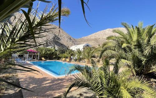 Perissa Villa | HONES - RELAX HOUSE