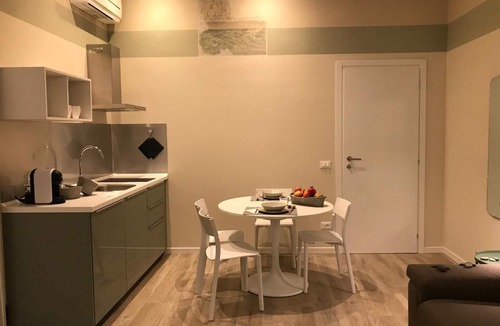 Ferrara Historic Centre House | Honey Rooms