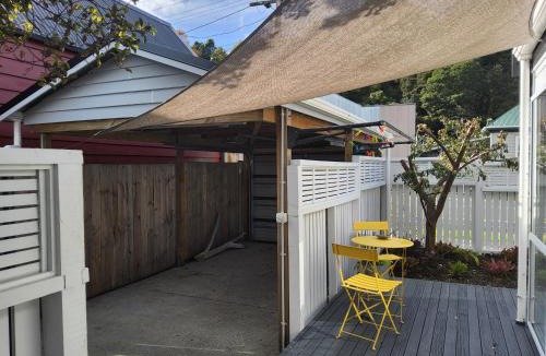 Thames Villa | Honeymoon Cottage