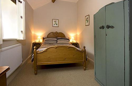 Meerbrook House | Honeystone