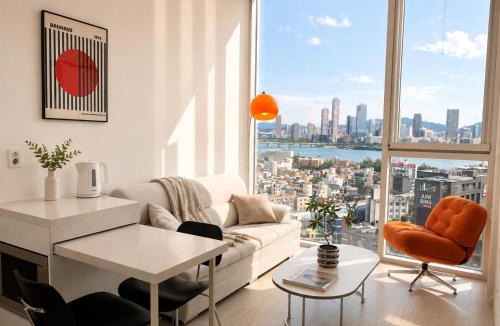 Hapjeong-dong Apartment | Hongdae Han River View Studio16