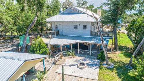 Crystal River House | Honky Tonk Hideaway Ozello sleeps 8 waterfront with docks and historical bar room