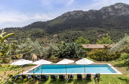 Bunyola Villa | Honor - Rustic villa for up to 16 people