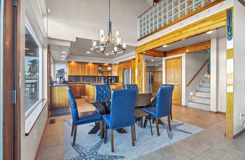 Union House | Hood Canal Waterfront - Dock, Hot Tub, BBQ, Games