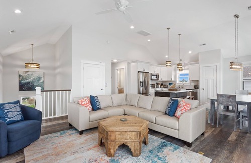 Ocean Hill House | Hook'em 5BR w/Pool, Hot Tub, Elevator, Walk Beach