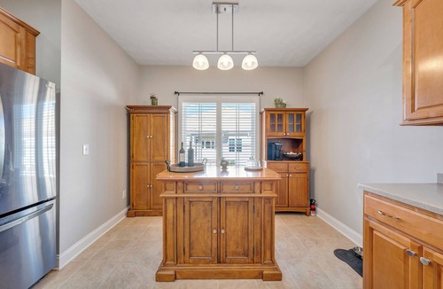 Moneta Villa | "Hook, Wine, and Sinker" Large 5-bed lakefront villa-pool, hot tub, and courts