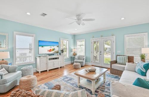 Crystal Beach House | Hook Wine & Sinker