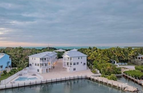 Islamorada House | Hooked on Islamorada Oceanfront Townhome, Private Dock, Pool