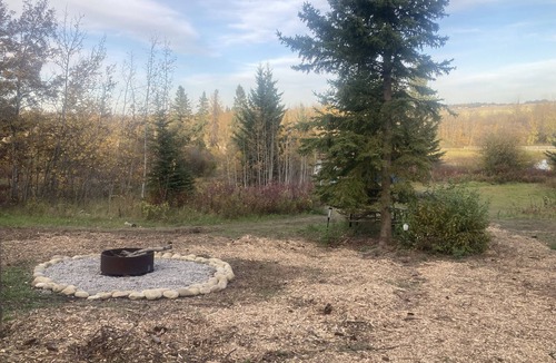 Griesbach Cabin | Hooting Owl Mini 1 room Chalet off GridnPet Friendly! Light packing get away n