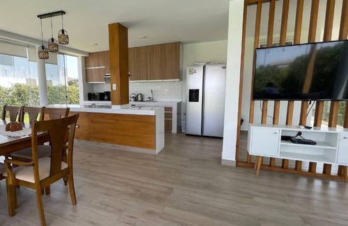 Centro Poblado Canyar Villa | HOP Odaiba: Lagoon View, Steps from the Sea