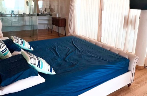 Centro Poblado Canyar Villa | HOP PHI PHI exclusiva frente al mar de Chincha