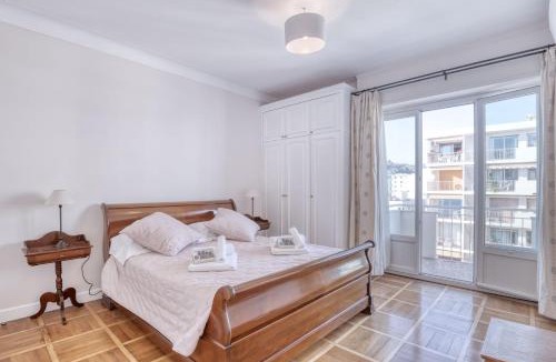 Les Baumettes Apartment | Horizon Blue Lux Apartment