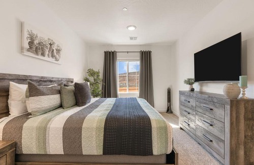 St. George House | Horizon Haven townhouse