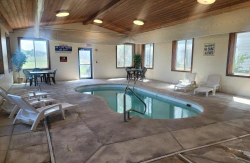 West Point Hotel | Horizon Inn & Suites