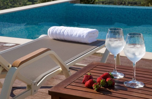 Evgiros Villa | Horizon Villa Anna with stunning sea view close to Blue Flagged beach Ponti