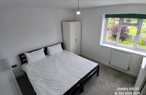 Squirrel's Heath House | Hornchurch House - Jackson Close