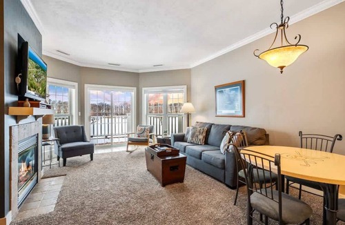 Egg Harbor Condo | Horseshoe Bay #2- Private Golf Club Access!
