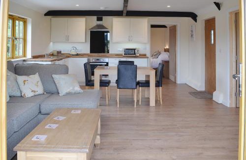 Denton House | Horseshoe Cottage