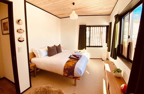 Madarao Mountain Resort House | Hoshi8 sleepsprivate openair bathself catered 8seater carprivate kitchenmoutain view / Iiyama Nagano