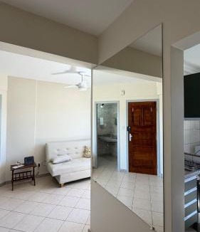 Coroa do Meio Apartment | Hospedagem Completa a Passos da Orla de Atalaia