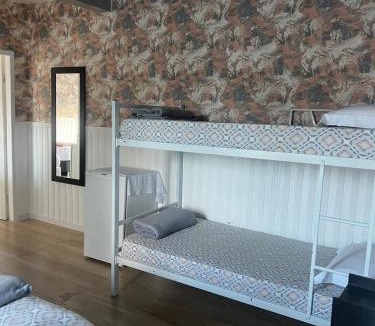 Costa e Silva Hostel | Hospedagem Doce lar