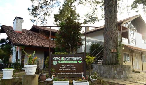 Bairro Lago Negro House | Hospedagem Vida e Natureza