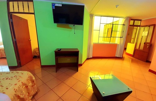 El Tambo Hotel | Hospedaje Las Lilas