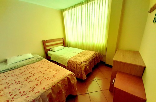 El Tambo Hotel | Hospedaje Las Lilas