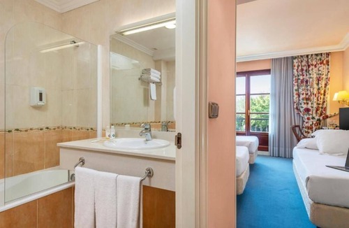 Sondika Hotel | Hospedium Hotel Sky Blu Sondika