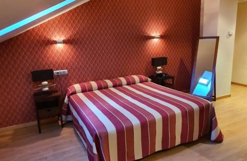 Medina de Rioseco Hotel | Hospedium Hotel Vittoria Colonna