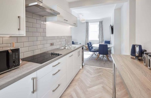 Bont Newydd Apartment | Host & Stay | Apartment 2, High Street