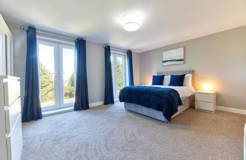 Seahouses House | Host & Stay - Castle View