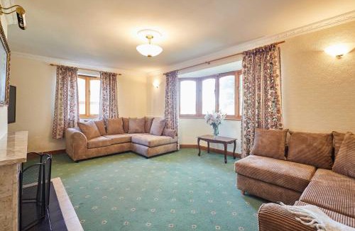 Hawsker House | Host & Stay - Cherry Willows