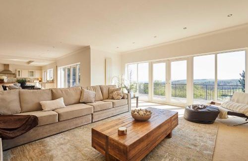 Durham House | Host & Stay - Forest View Lodge