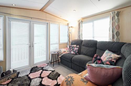Cresswell Ski Chalet | Host & Stay - Leon's Retreat