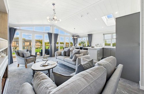 Cherry Burton Apartment | Host & Stay - Marble Lodge