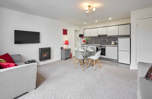 Bedlington Apartment | Host Stay The Paddock