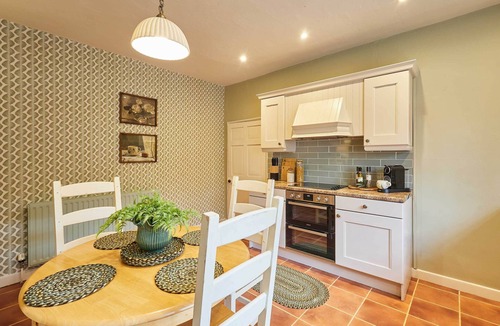 Middleton One Row House | Host & Stay - Tree Tops